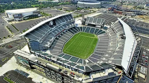 B席深情回顾：7载风雨6夺英超桂冠，传奇旅程令人唏嘘不已！